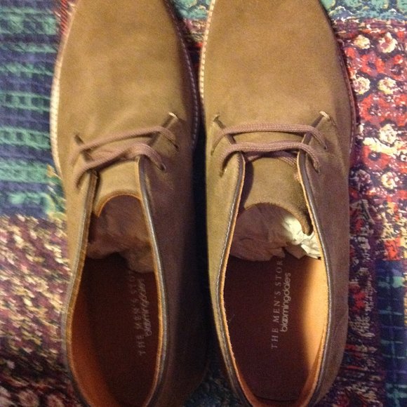 Bloomingdale\'s Men\'s Brown Suede Chukka Boots  - New in Box main image 12